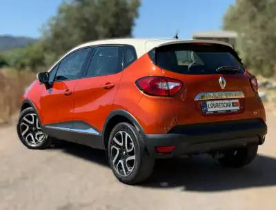 Renault Captur 2016 - 11900 EUR, 102000 km - AUTO.MOTO.pt - 102000km - foto 43 de 50