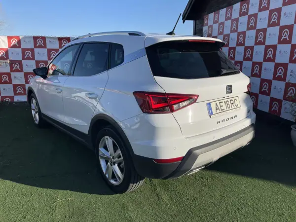 SEAT Arona 2020 - 16490 EUR, 122780 km - AUTO.MOTO.pt - 122780km - foto 4 de 24