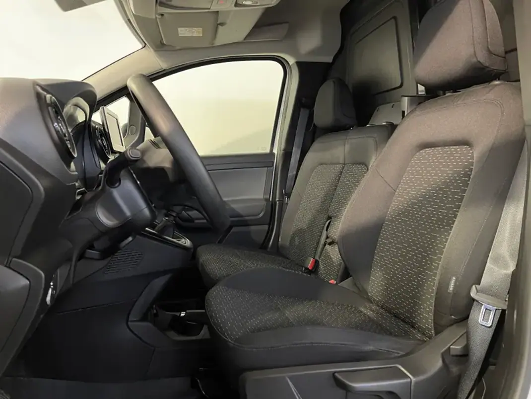 Mercedes-Benz 2022 - 17750 EUR, 45000 km - AUTO.MOTO.pt - 45000km - foto 14 de 28