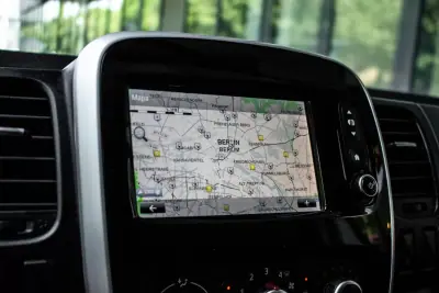 Renault Trafic 2020 - 28990 EUR, 126359 km - AUTO.MOTO.pt - 126359km - foto 37 de 41