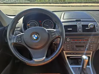 BMW X3 2008 - 11000 EUR, 268000 km - AUTO.MOTO.pt - 268000km - foto 11 de 24
