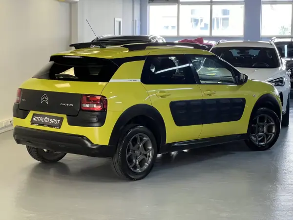 Citroën C4 Cactus 2015 - 8990 EUR, 175000 km - AUTO.MOTO.pt - 175000km - foto 14 de 35