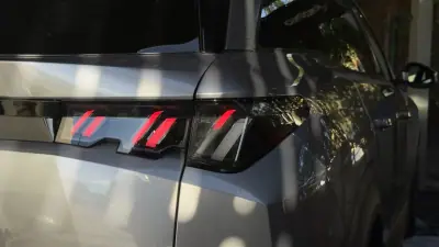 Peugeot E-5008 2026 — foto 5 de 23