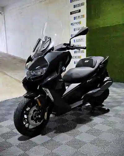 BMW C 400 GT 2024 - 7950 EUR, 500 km - AUTO.MOTO.pt - 500km - foto 2 de 15