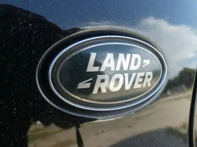 Land Rover Discovery Sport 2016 - 18750 EUR, 220000 km - AUTO.MOTO.pt - 220000km - foto 17 de 30