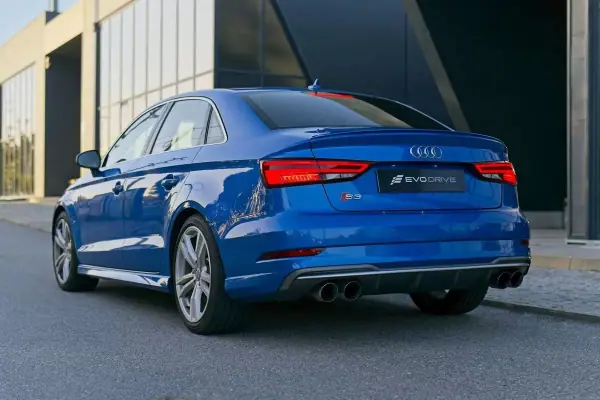 Audi S3 Limousine 2017 - 34990 EUR, 139000 km - AUTO.MOTO.pt - 139000km - foto 9 de 17