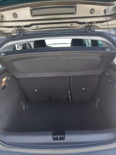 Opel Crossland X 2019 - 13900 EUR, 149750 km - AUTO.MOTO.pt - 149750km - foto 9 de 11