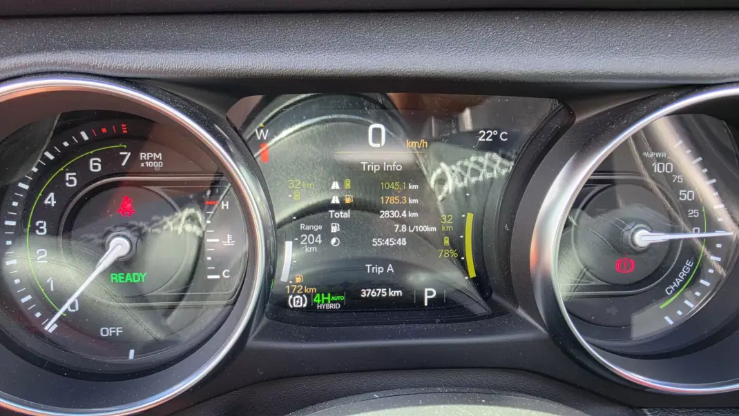 Jeep Wrangler Unlimited 2023 - 71900 EUR, 37675 km - AUTO.MOTO.pt - 37675km - foto 16 de 23