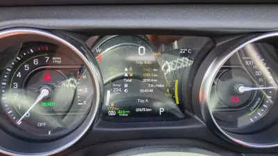 Jeep Wrangler Unlimited 2023 - 71900 EUR, 37675 km - AUTO.MOTO.pt - 37675km - foto 16 de 23