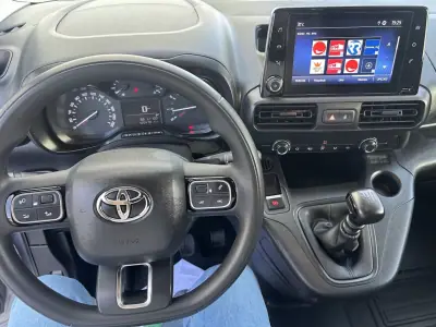 Toyota PROACE City EXCLUSIVE 2022 - 13750 EUR, 164475 km - AUTO.MOTO.pt - 164475km - foto 5 de 16