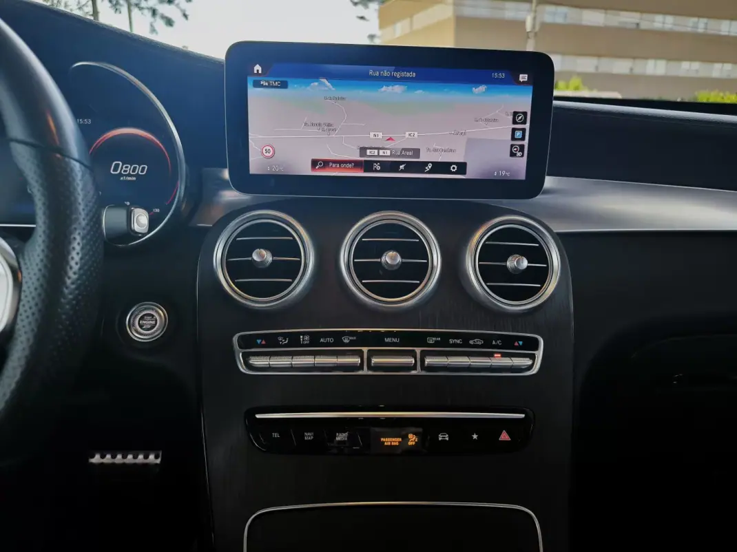 Mercedes-Benz GLC 220 2020 - 38950 EUR, 249800 km - AUTO.MOTO.pt - 249800km - foto 30 de 64