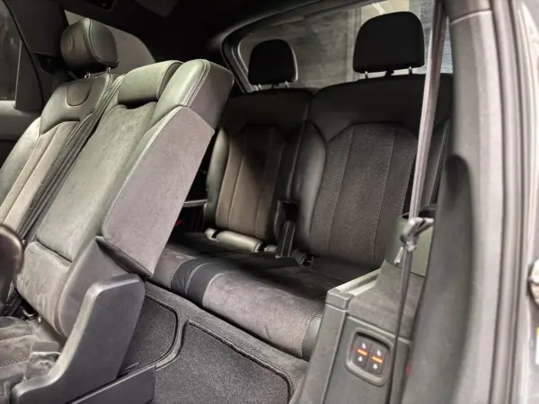 Audi Q7 2019 - 49990 EUR, 139800 km - AUTO.MOTO.pt - 139800km - foto 26 de 31