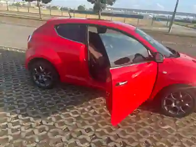 Alfa Romeo MiTo 2010 - 6950 EUR, 170000 km - AUTO.MOTO.pt - 170000km - foto 2 de 10