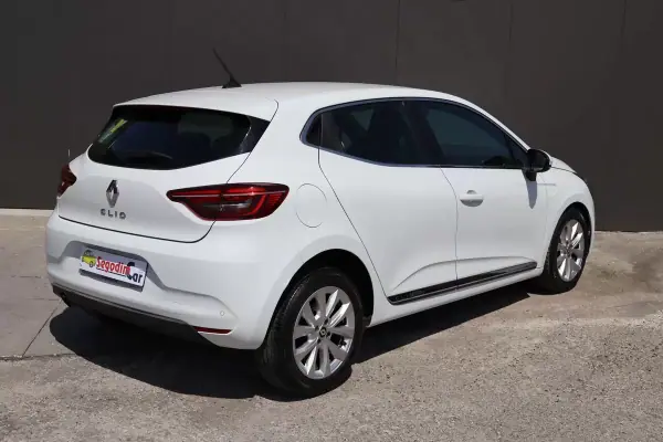 Renault Clio 2022 - 13500 EUR, 98688 km - AUTO.MOTO.pt - 98688km - foto 4 de 32