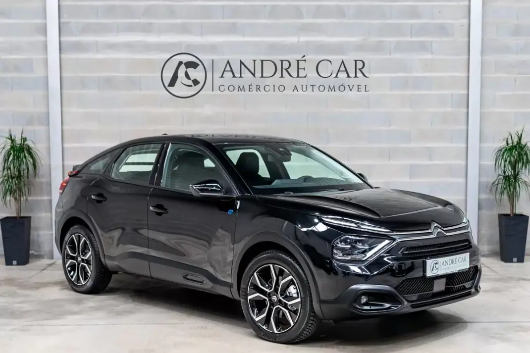 Citroën e-C4 2024 - 22950 EUR, 9452 km - AUTO.MOTO.pt - 9452km - foto 2 de 53