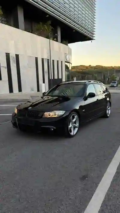 BMW 318 2008