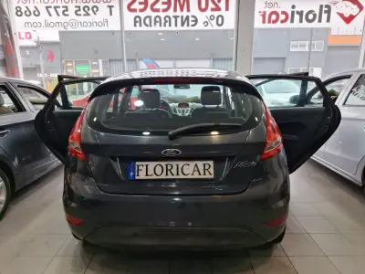 Ford Fiesta 2012 - 6900 EUR, 163718 km - AUTO.MOTO.pt - 163718km - foto 15 de 24