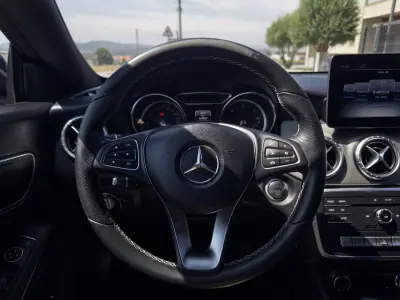 Mercedes-Benz CLA 180 2018 - 17990 EUR, 139000 km - AUTO.MOTO.pt - 139000km - foto 16 de 42