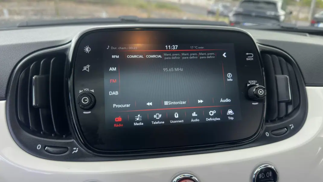 Fiat 500 2023 - 13900 EUR, 0 km - AUTO.MOTO.pt - foto 9 de 16