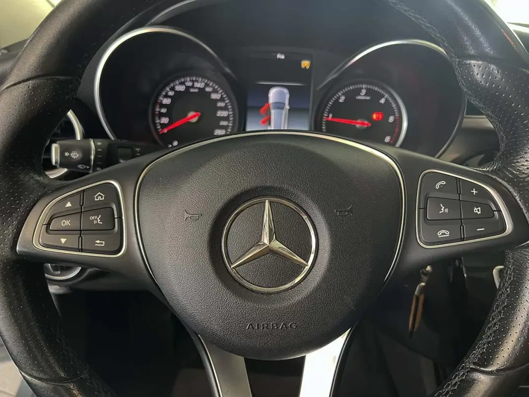 Mercedes-Benz C 200 2018 - 17800 EUR, 212761 km - 212761km - foto 15 de 27