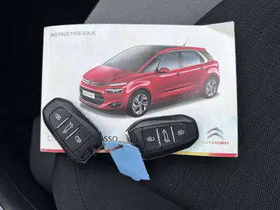Citroën C4 Picasso 2015 - 9250 EUR, 160000 km - AUTO.MOTO.pt - 160000km - foto 68 de 68