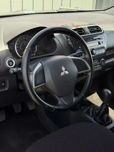 Mitsubishi Space Star 2014 - 7900 EUR, 123000 km - AUTO.MOTO.pt - 123000km - foto 7 de 11