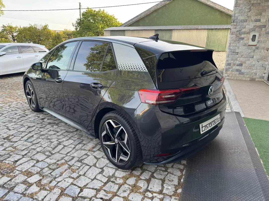 Volkswagen ID.3 2020 - 19900 EUR, 93000 km - AUTO.MOTO.pt - 93000km - foto 6 de 44