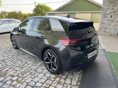 Volkswagen ID.3 2020 - 19900 EUR, 93000 km - AUTO.MOTO.pt - 93000km - foto 6 de 44