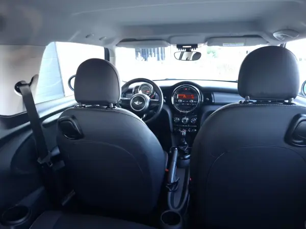 MINI 3 Portas 2016 - 12990 EUR, 62793 km - AUTO.MOTO.pt - 62793km - foto 10 de 15