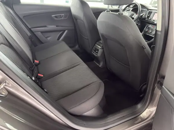 SEAT Leon ST 2014 - 9990 EUR, 189997 km - AUTO.MOTO.pt - 189997km - foto 14 de 23