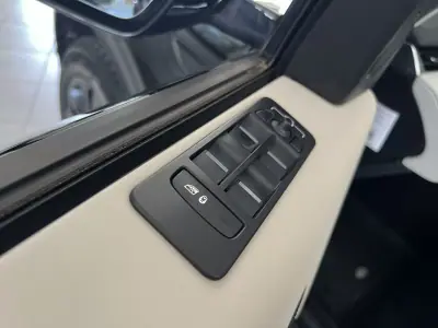 Land Rover Discovery Sport 2021 - 31800 EUR, 119616 km - AUTO.MOTO.pt - 119616km - foto 21 de 25
