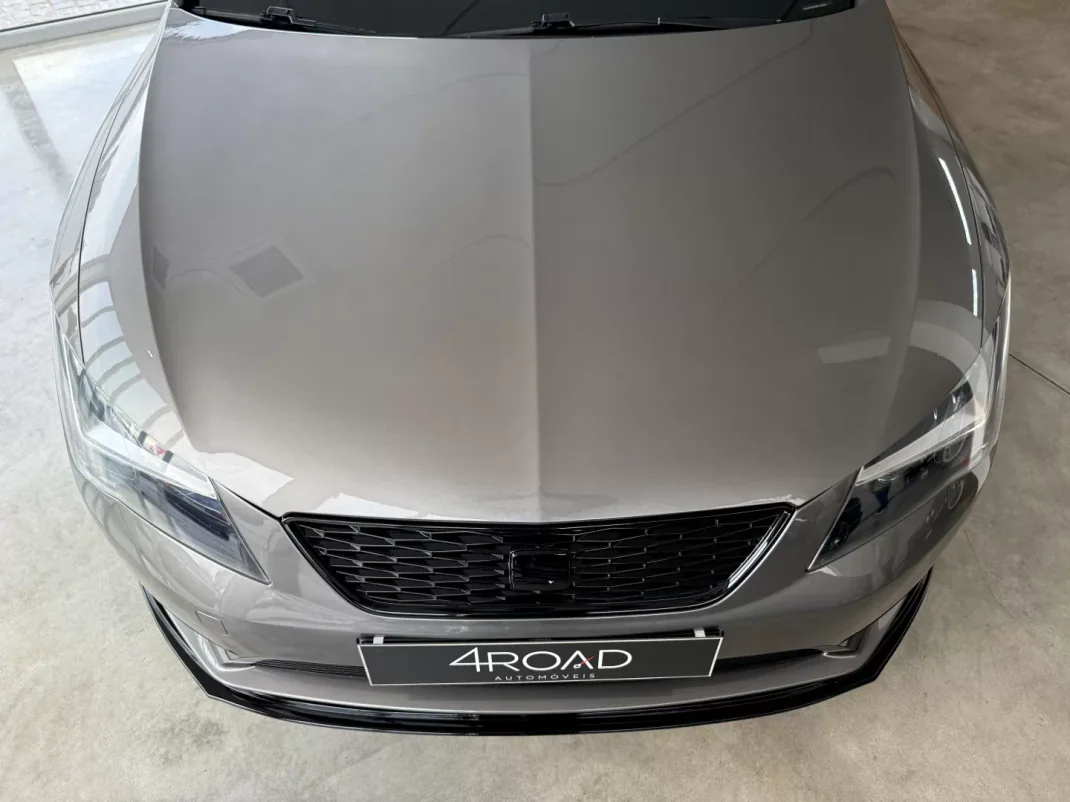 SEAT Leon 2015 - 14000 EUR, 181000 km - AUTO.MOTO.pt - 181000km - foto 21 de 92