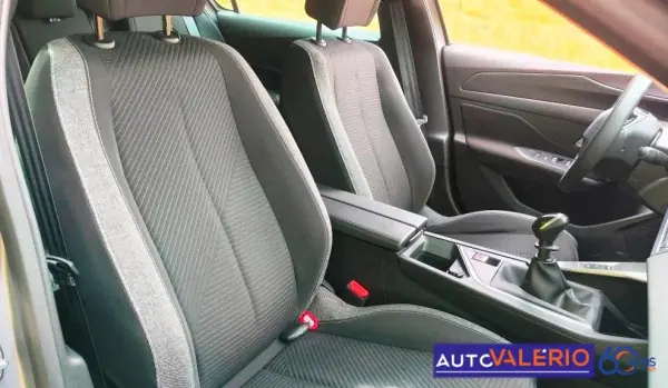 Peugeot 308 2024 - 20950 EUR, 17870 km - AUTO.MOTO.pt - 17870km - foto 24 de 28