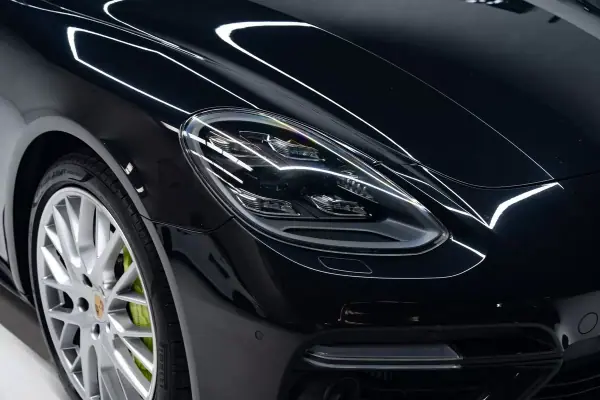 Porsche Panamera 2017 - 91950 EUR, 67458 km - AUTO.MOTO.pt - 67458km - foto 6 de 60
