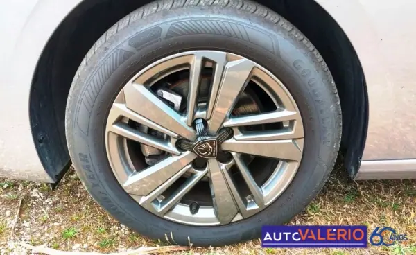Peugeot 308 2024 - 20950 EUR, 17870 km - AUTO.MOTO.pt - 17870km - foto 28 de 28