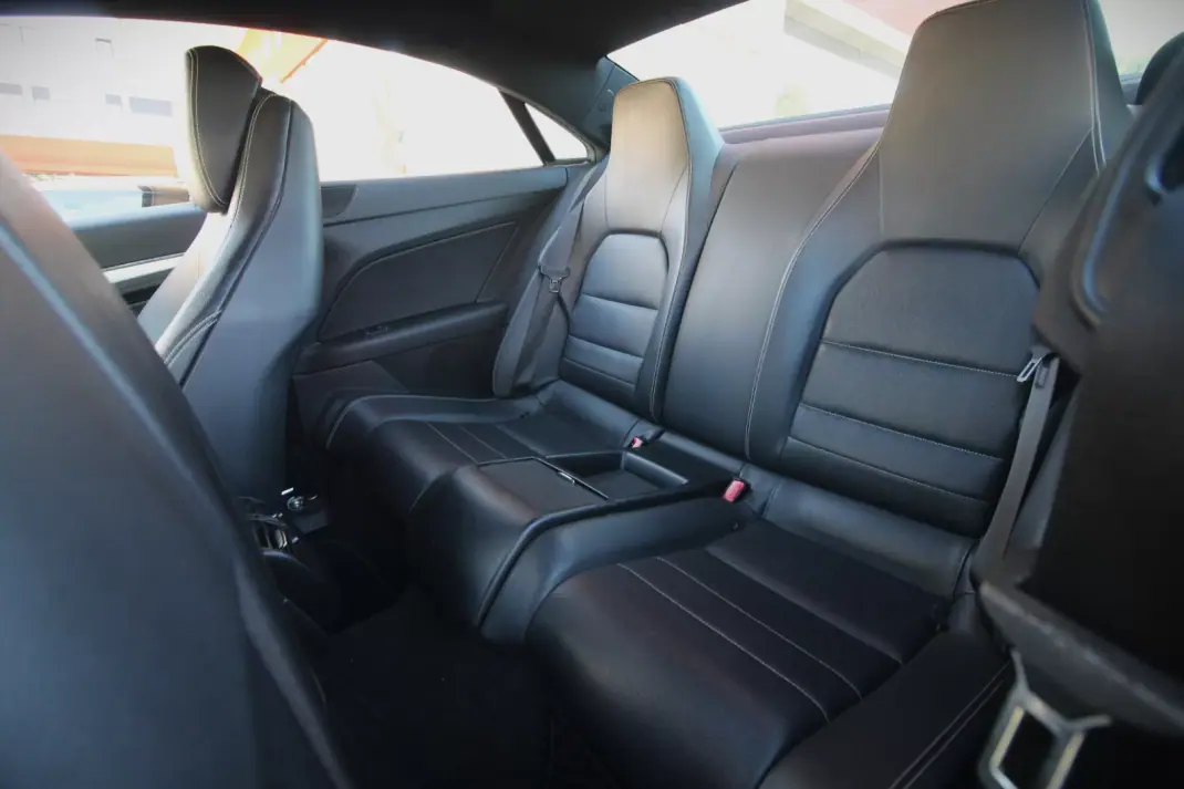 Mercedes-Benz E 250 2010 - 14990 EUR, 225000 km - 225000km - foto 22 de 31