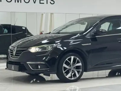 Renault Mégane 2016 - 12990 EUR, 118000 km - AUTO.MOTO.pt - 118000km - foto 3 de 30