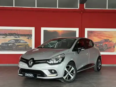 Renault Clio 2017 - 11990 EUR, 103171 km - AUTO.MOTO.pt - 103171km - foto 2 de 20