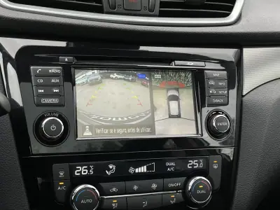 Nissan Qashqai 2017 - 18500 EUR, 128000 km - AUTO.MOTO.pt - 128000km - foto 15 de 27