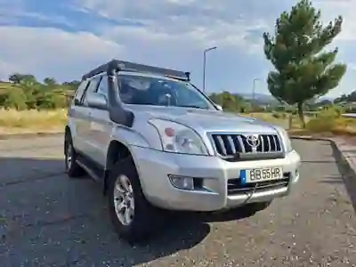 Toyota Land Cruiser Prado 2005 - 35000 EUR, 285000 km - AUTO.MOTO.pt - 285000km - foto 12 de 12