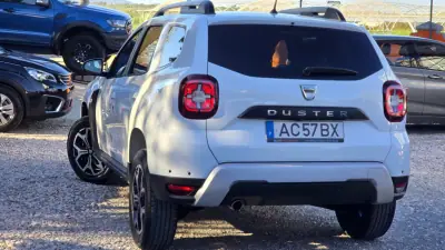 Dacia Duster 2020 - 15750 EUR, 35355 km - 35355km - foto 8 de 22
