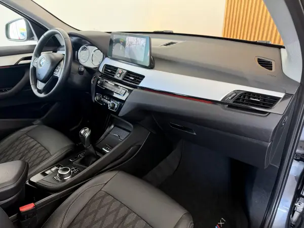 BMW X1 2019 - 22000 EUR, 58000 km - AUTO.MOTO.pt - 58000km - foto 52 de 112