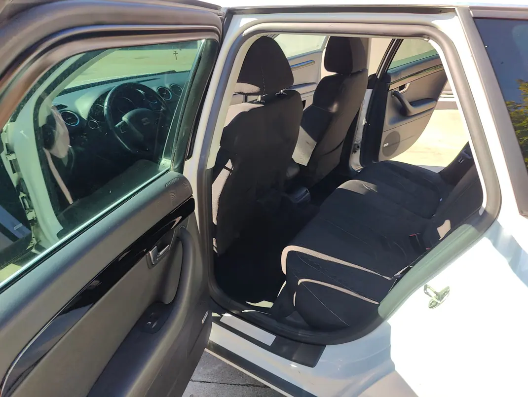 SEAT Exeo 2011 - 12000 EUR, 189000 km - 189000km - foto 7 de 12