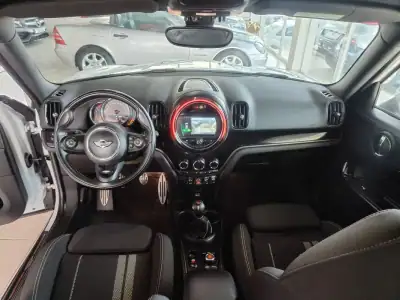 MINI Countryman 2018 - 19990 EUR, 84000 km - AUTO.MOTO.pt - 84000km - foto 19 de 37