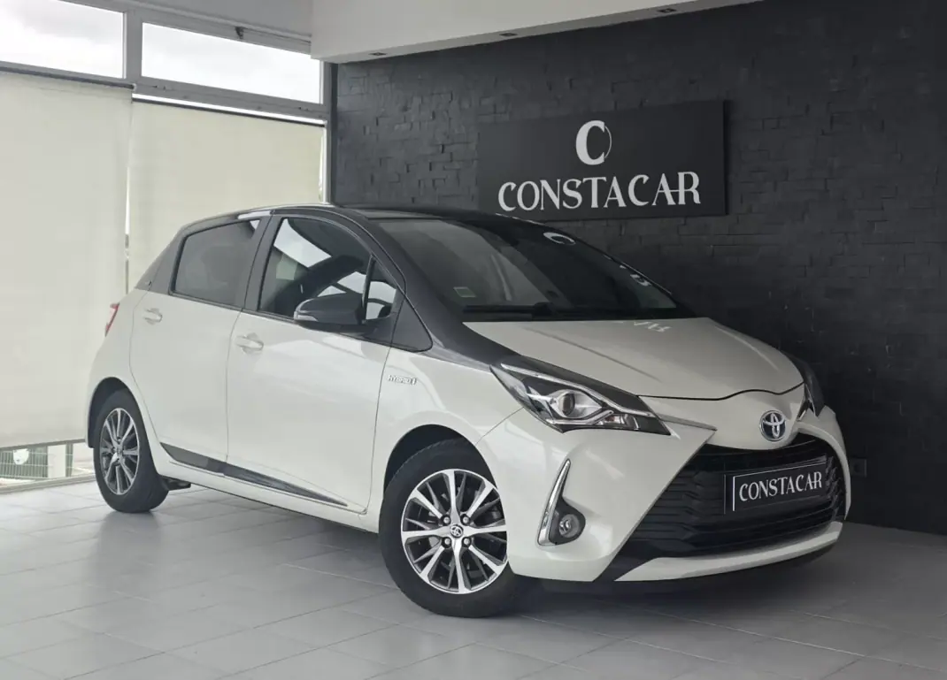 Toyota Yaris 2020 - 18950 EUR, 77356 km - AUTO.MOTO.pt - 77356km - foto 4 de 28