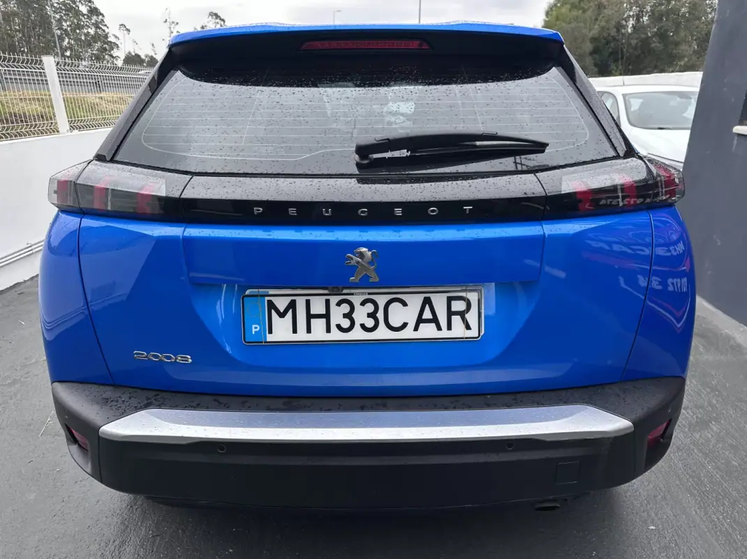 Peugeot 2008 2021 - 14900 EUR, 159000 km - AUTO.MOTO.pt - 159000km - foto 6 de 31