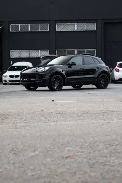 Porsche Macan 2014 - 35600 EUR, 199000 km - AUTO.MOTO.pt - 199000km - foto 8 de 47