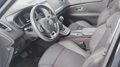 Renault Scénic 2017 - 12590 EUR, 176302 km - 176302km - foto 12 de 22