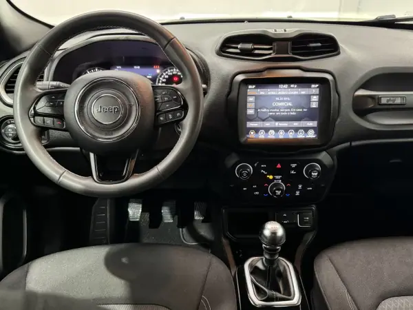 Jeep Renegade 2021 - 17990 EUR, 55000 km - AUTO.MOTO.pt - 55000km - foto 15 de 28