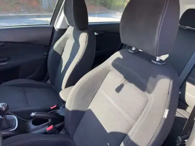 Fiat Tipo Station Wagon 2018 - 12900 EUR, 94406 km - AUTO.MOTO.pt - 94406km - foto 5 de 17